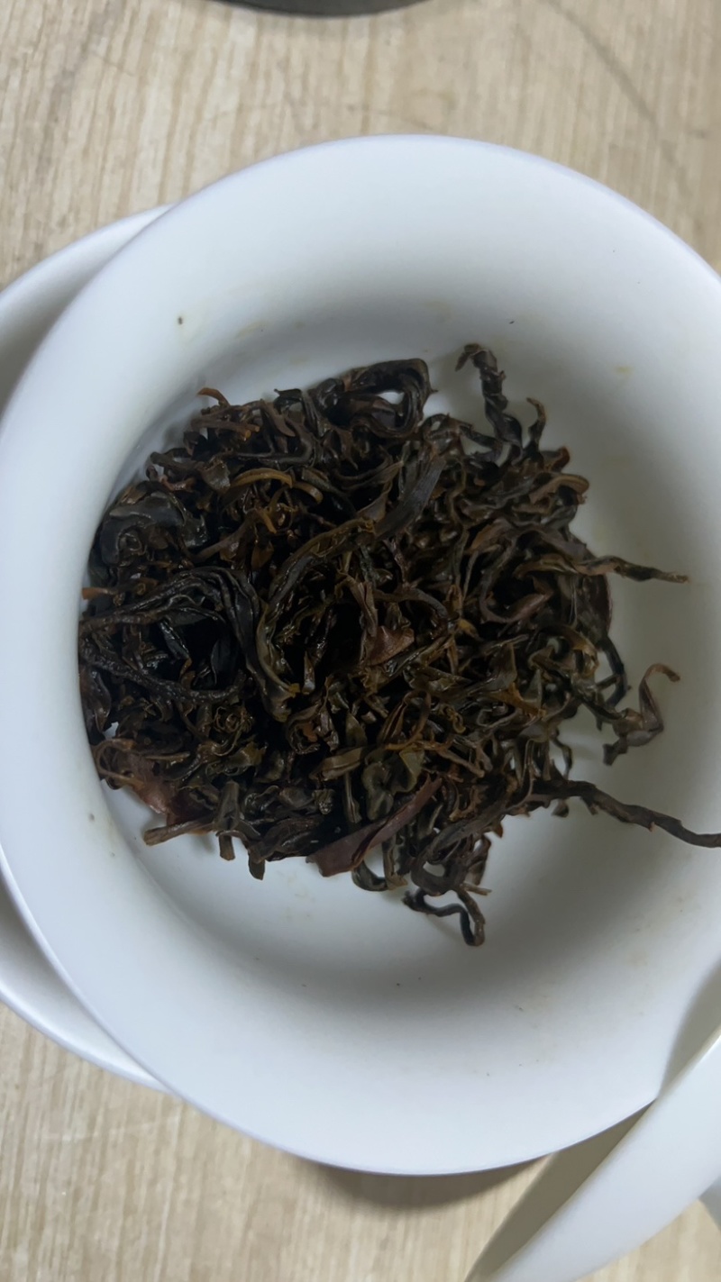 野生红茶、大树普洱茶毛料、300年左右古树普洱茶毛料！
