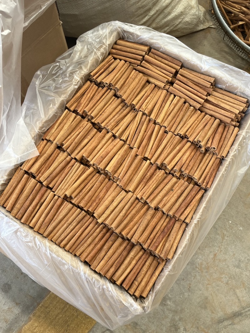 精品手工艺肉桂棒超细手工长条定制烟仔桂批发