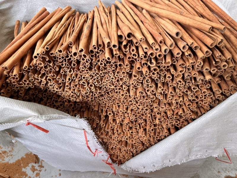 精品手工艺肉桂棒超细手工长条定制烟仔桂批发