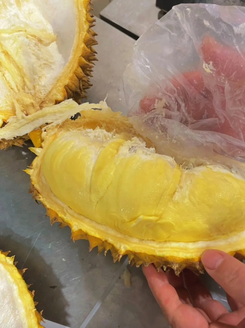 金枕榴莲实力直发质量保障