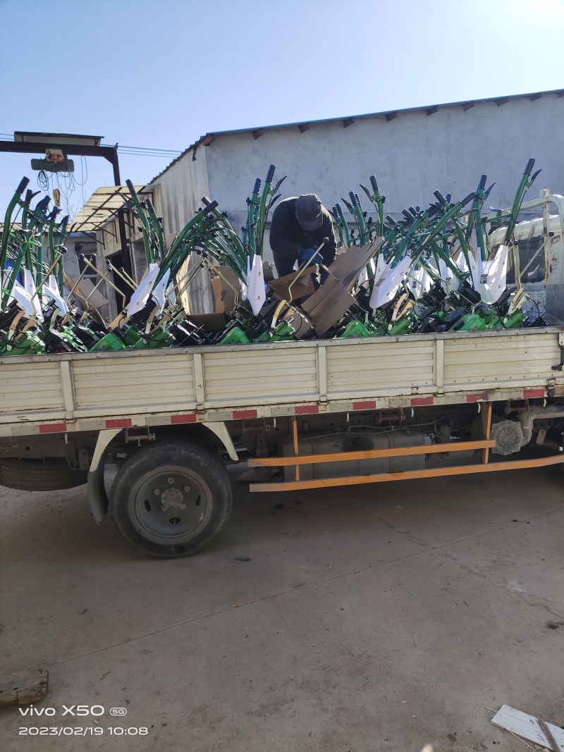 170汽油两驱直连微耕机自走式家用小型微耕机旋耕除草