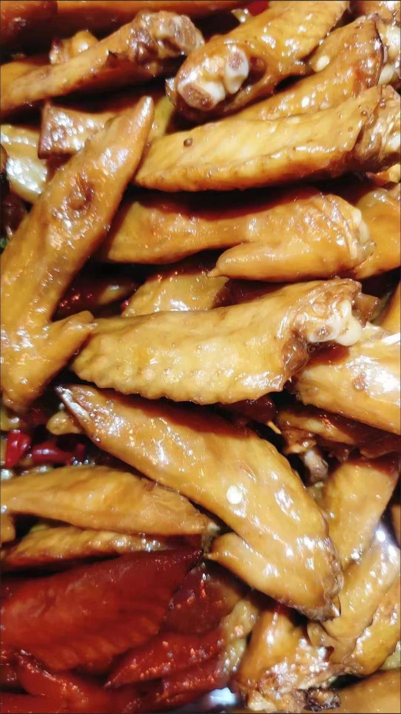 藤椒鸡翅尖，一件起发，量大从优，欢迎新老客户光临！