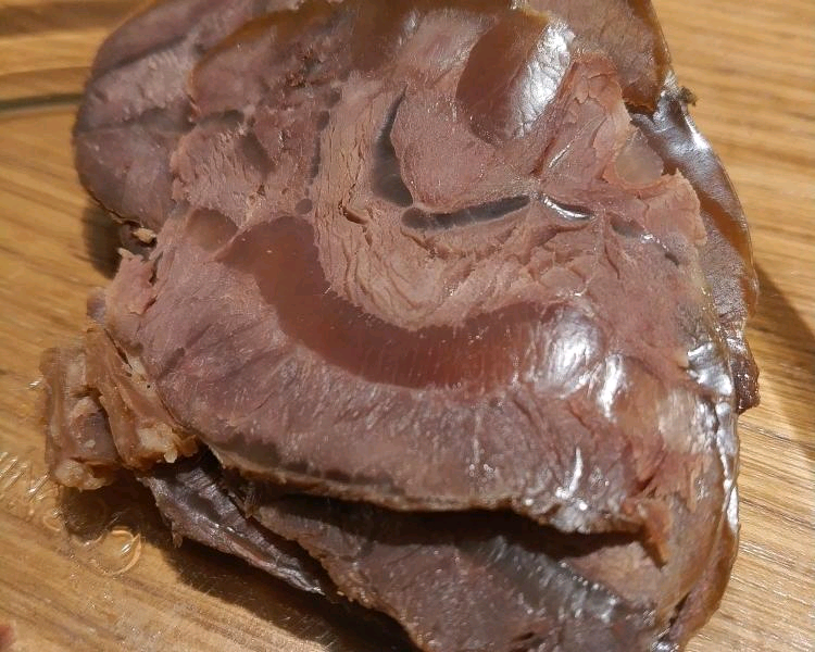 卤牛肉慢炖过程