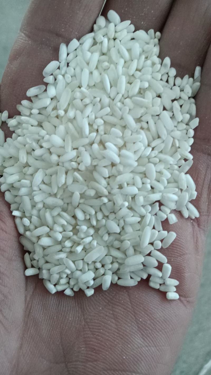 长年出售大米，稻壳，碎米