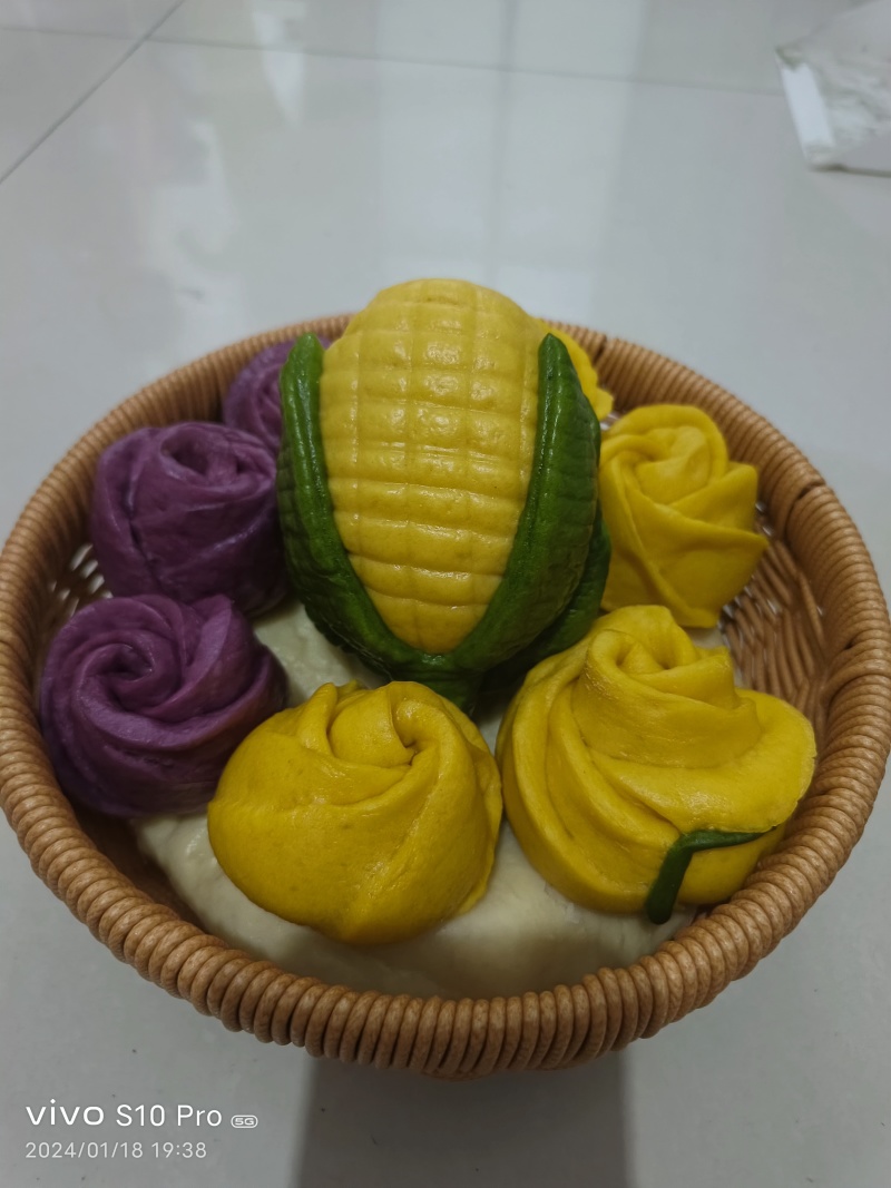 五彩果蔬饺子粉