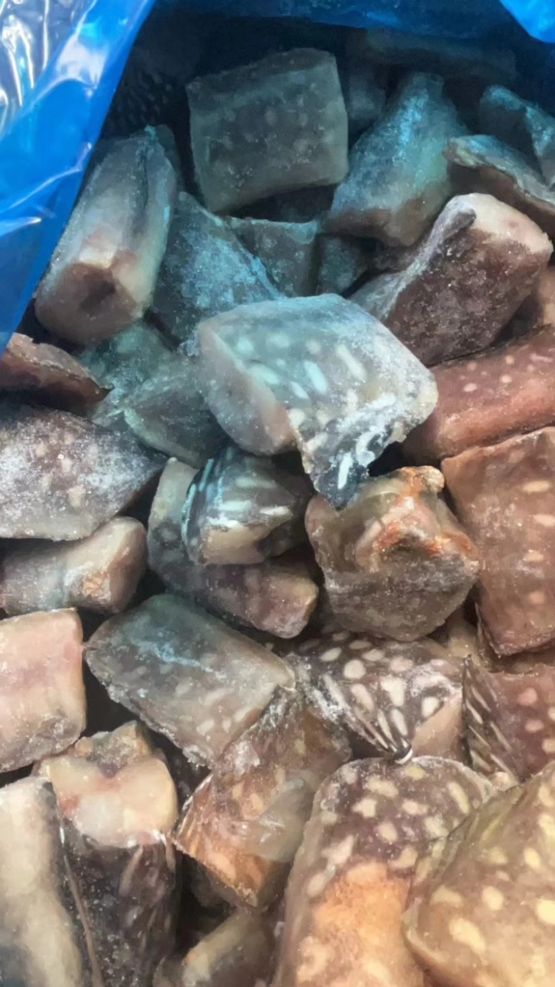 凌鳕鱼块