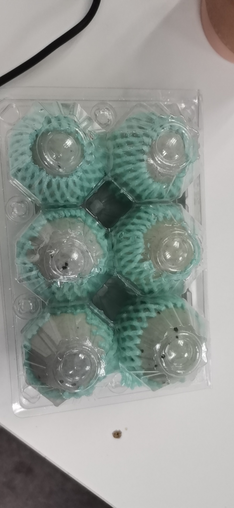 松花蛋，无铅工艺，蛋清硬实，无杂味，多种包装