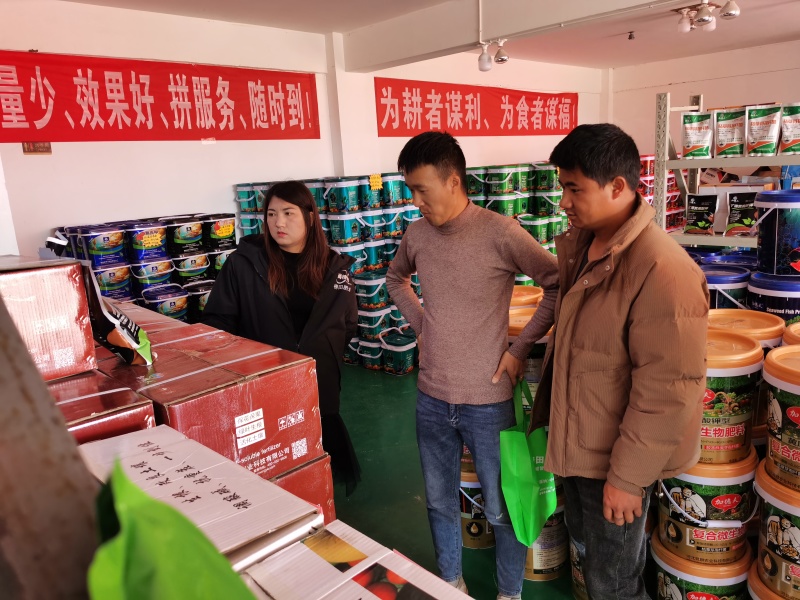 矿源黄腐酸钾（微生物菌剂）公司政策：买十送一
