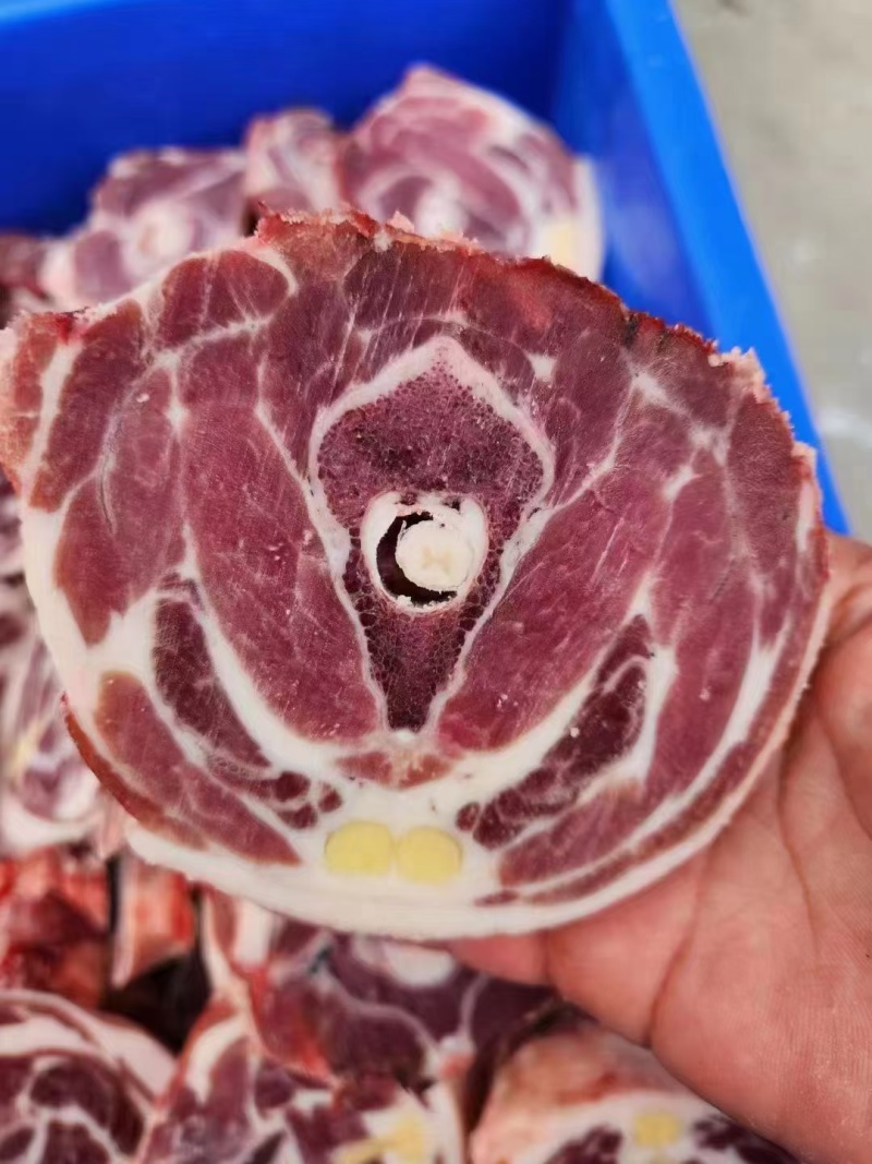 满肉羊脖骨嘎嘎好