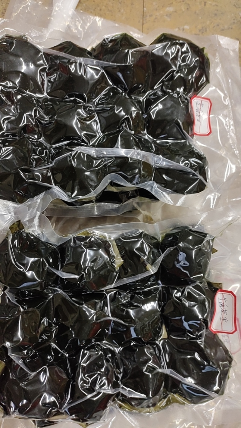 『和平特色』的艾糍披着“绿衣”[色]咬一口满口青草香，