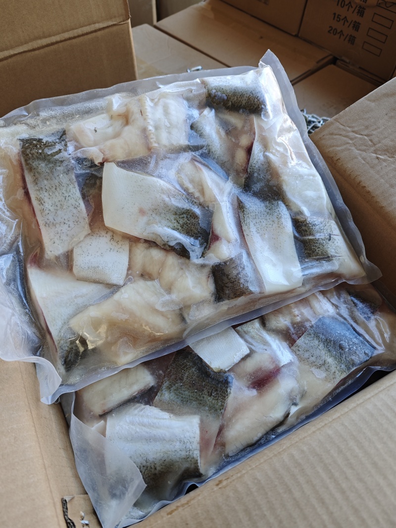 白鲢鱼块工厂直销清洗干净品质保证