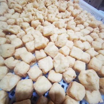山泉水纯盐卤制作豆腐泡