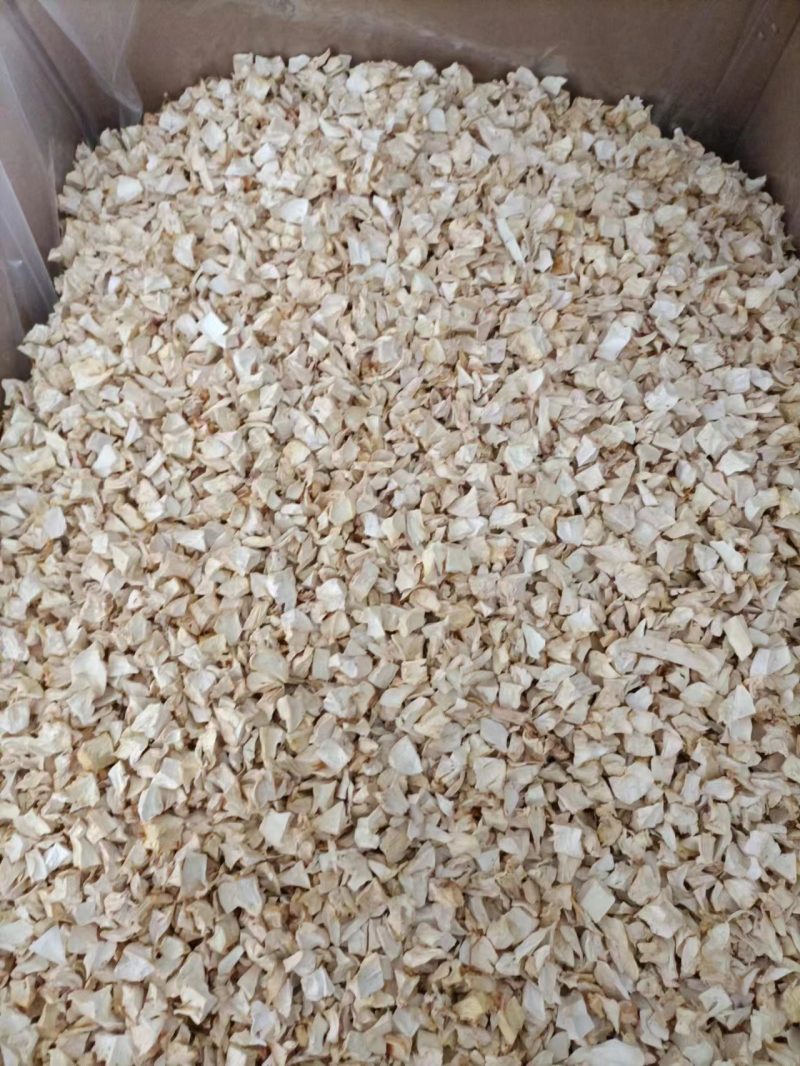 杏鲍菇颗粒，菇丁可定做各规格，食品厂预制菜专用