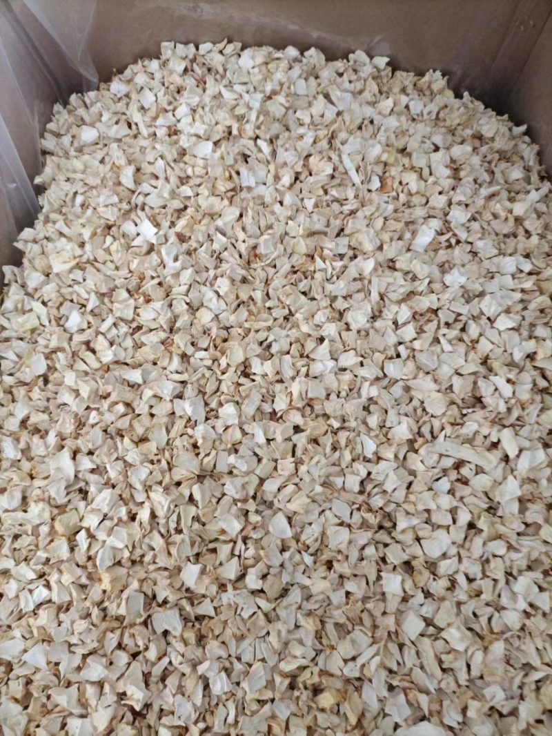 杏鲍菇颗粒，菇丁可定做各规格，食品厂预制菜专用