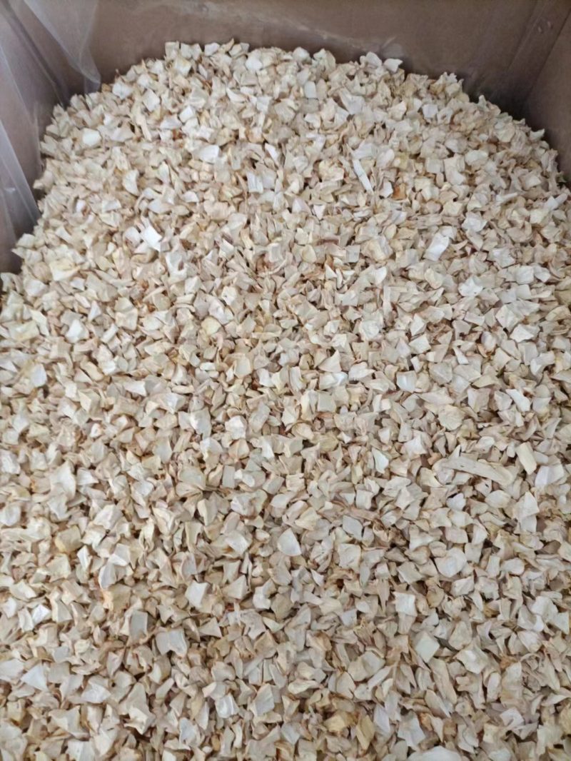 杏鲍菇颗粒，菇丁可定做各规格，食品厂预制菜专用