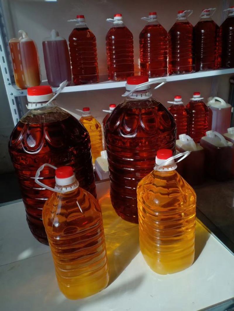 原生态压榨大豆油，厂家直供，全国发货，多种规格，可电联