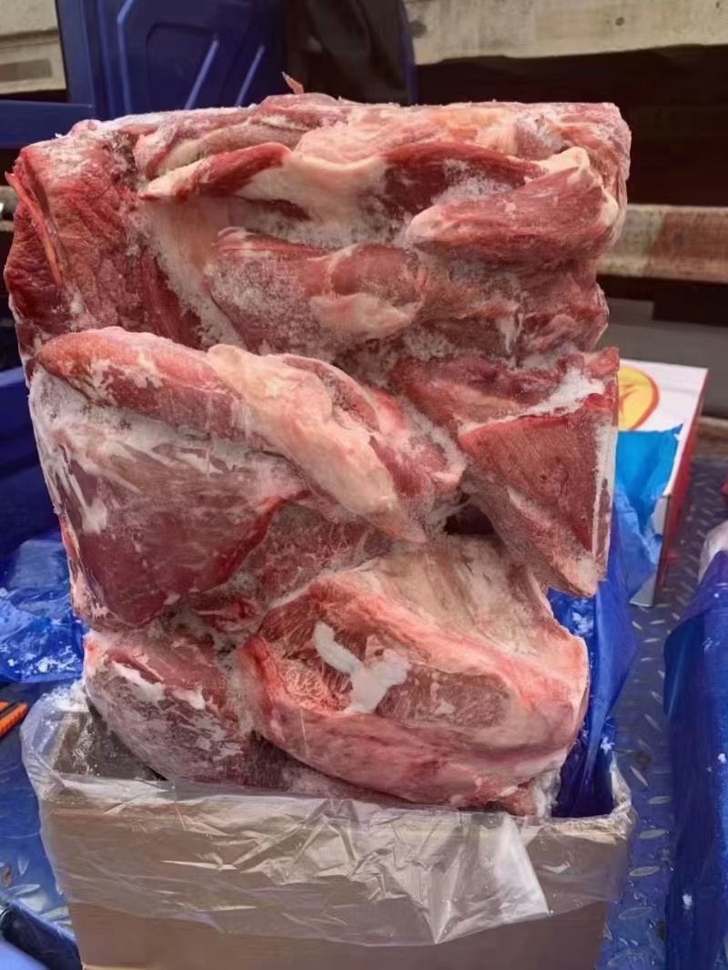 大块牛肉