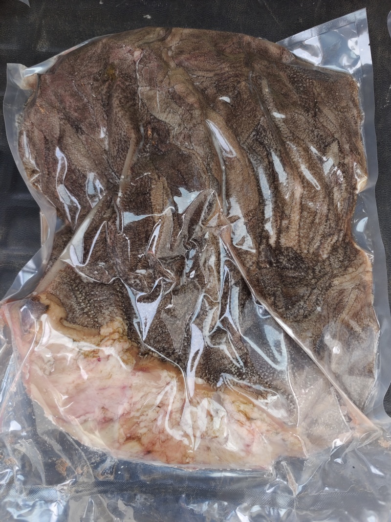 【牛百叶】当地黄牛的鲜干冻百叶，圆刀直刀都有，质保不掉毛