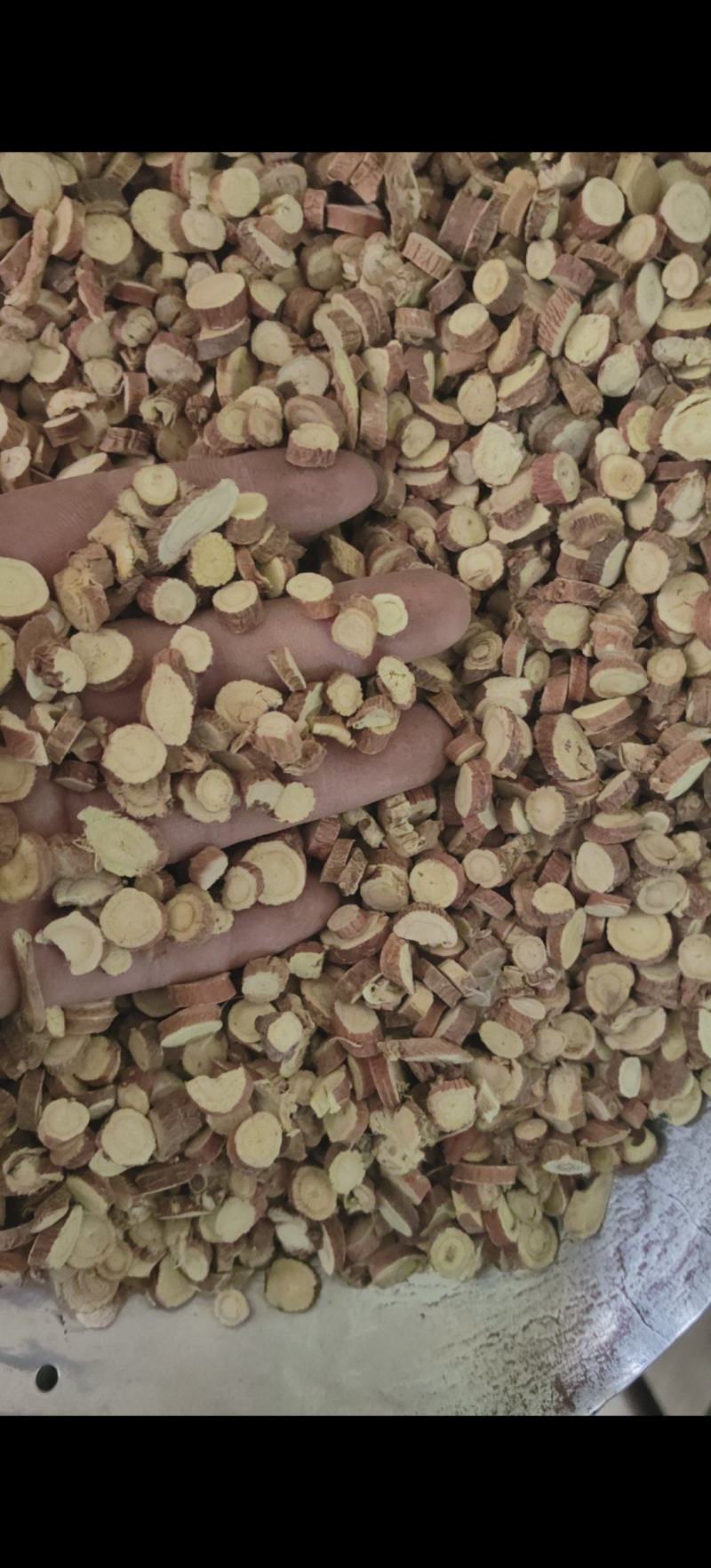 红皮甘草片0.8-1.2之间中选片地道药材含量达