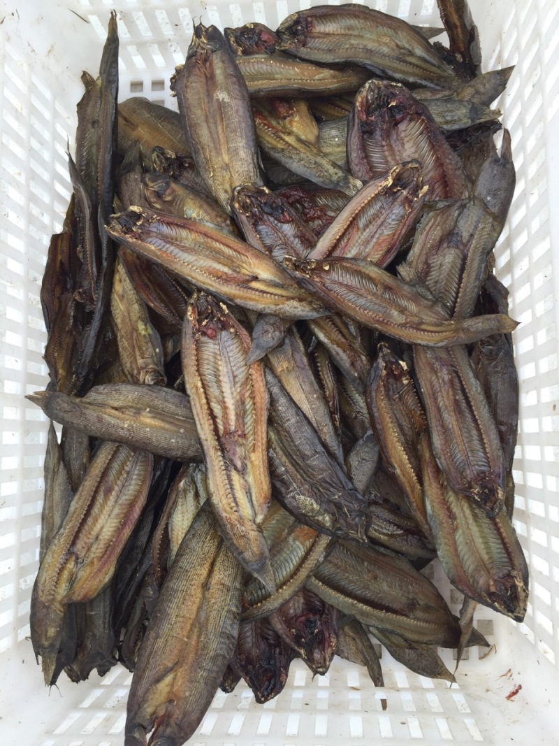 邱古老香腊泥鳅，干泥鳅，开背干泥鳅微烟熏。预制菜好食材。
