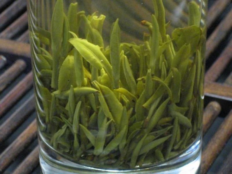 自家茶园绿茶，明前明后碧螺春、白茶、炒青、翠眉、特炒等，