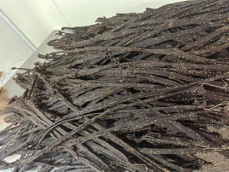 正宗牛肉风干麻辣五香两个口味，厂家直发