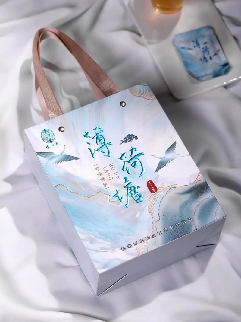 礼盒装云南生普洱茶生茶饼茶叶普洱茶生普礼盒装