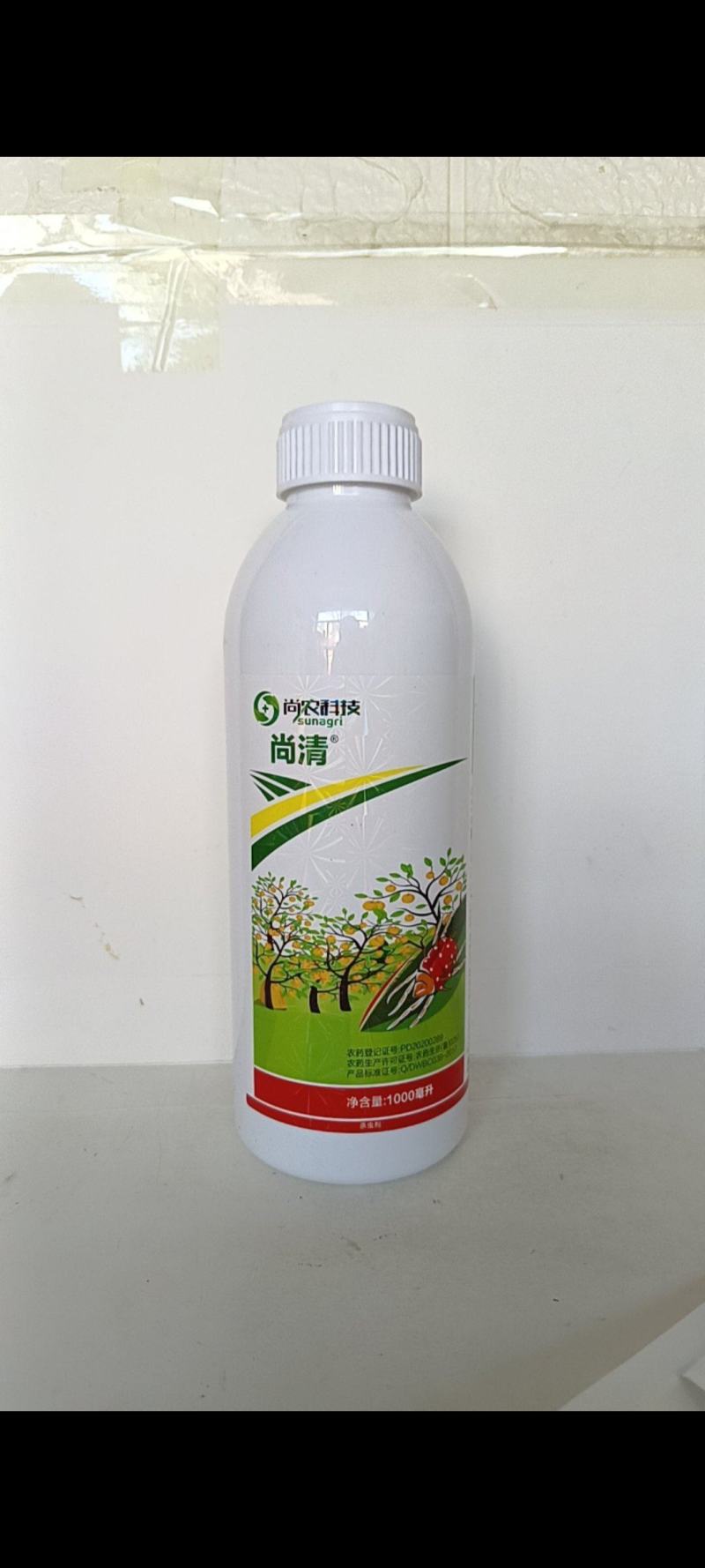 99%矿物油对红蜘蛛介壳虫及各种虫卵有很好的防除效果。
