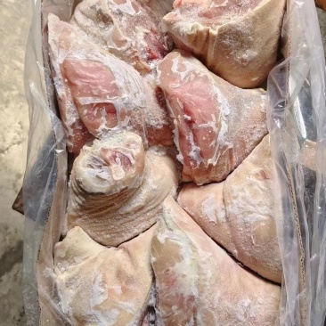 8个大肥猪后肘有风干发黄现象，不变味，没味，便宜出。
