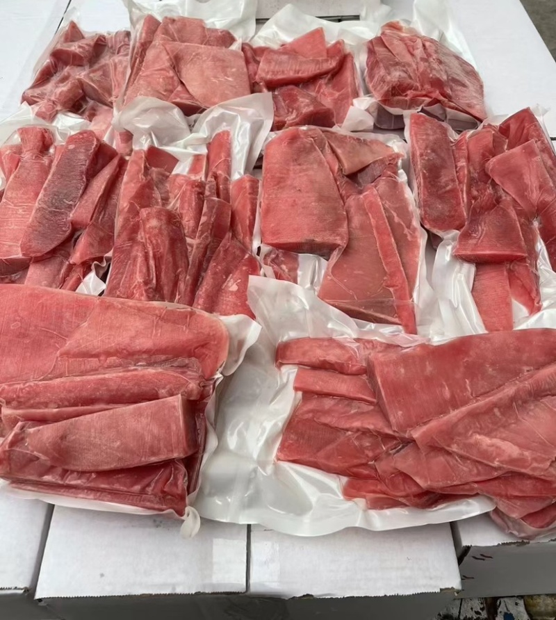 新鲜金枪鱼刺身大目金枪鱼中段寿司料理生鱼片日料深海海鲜