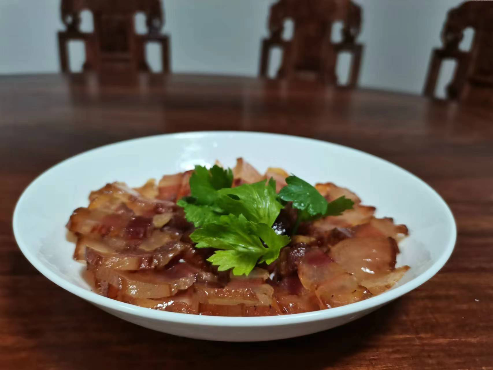 腊鸡腿成品图