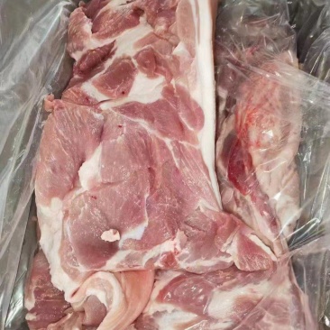 带皮后上肉，最新日期的新货，颜色鲜亮，纯干无冰