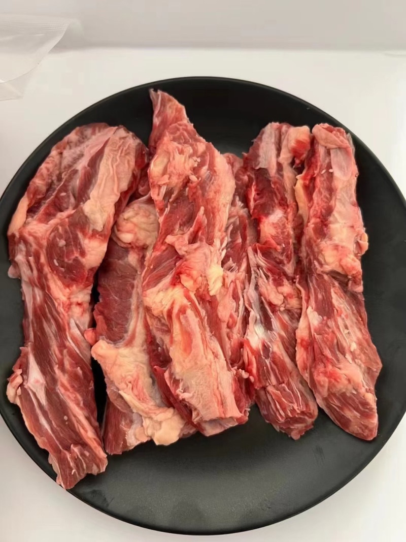 各类纯干谷饲草饲腹肉条