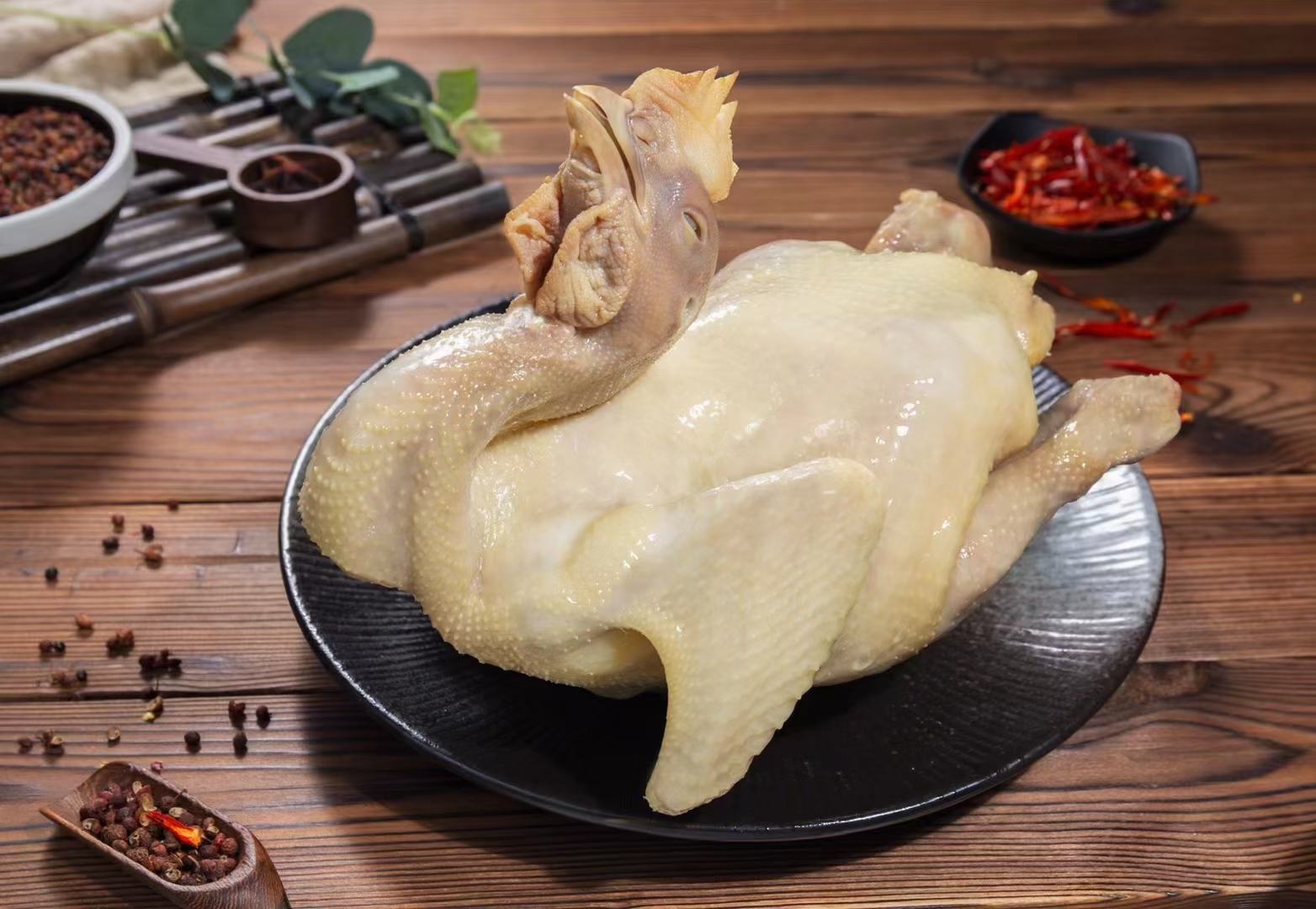 陈有良尖椒鸡盛盘图