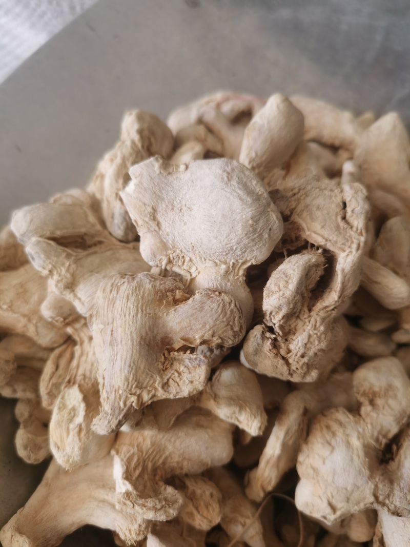 干姜云南罗平干姜个批发零售各种中药材