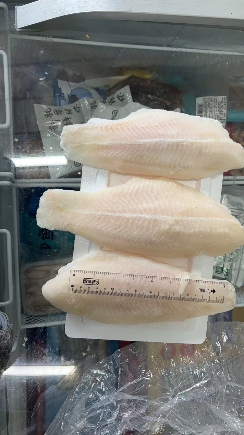 新鲜巴沙鱼柳冷冻巴沙鱼片商用整条开背酸菜鱼
