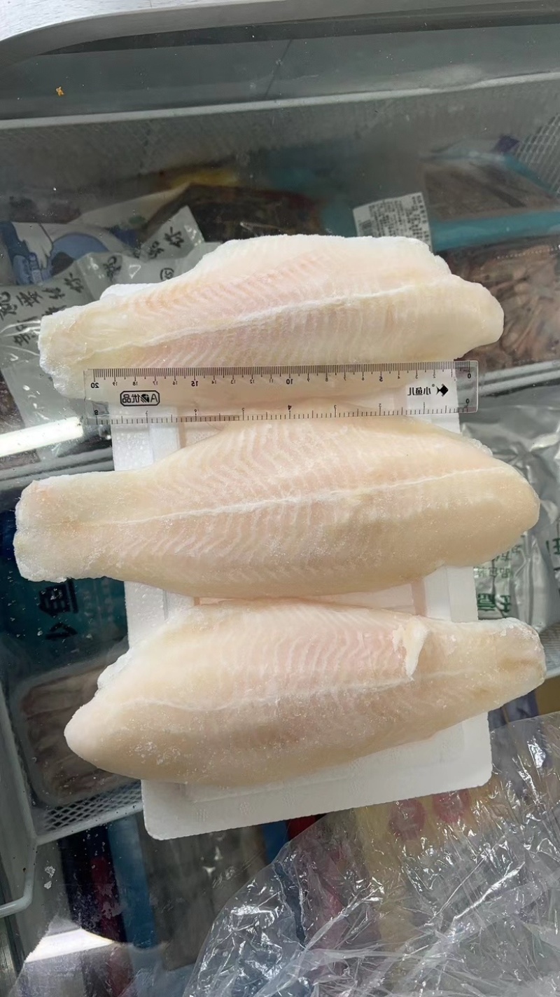 新鲜巴沙鱼柳冷冻巴沙鱼片商用整条开背酸菜鱼