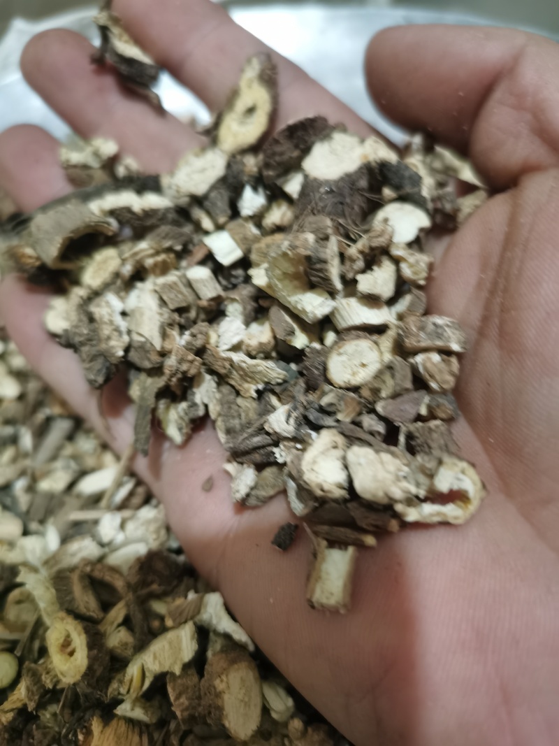前胡毛前胡片泽润中药批发零售各种中药材