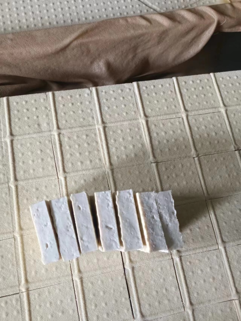 【老长沙臭豆腐】