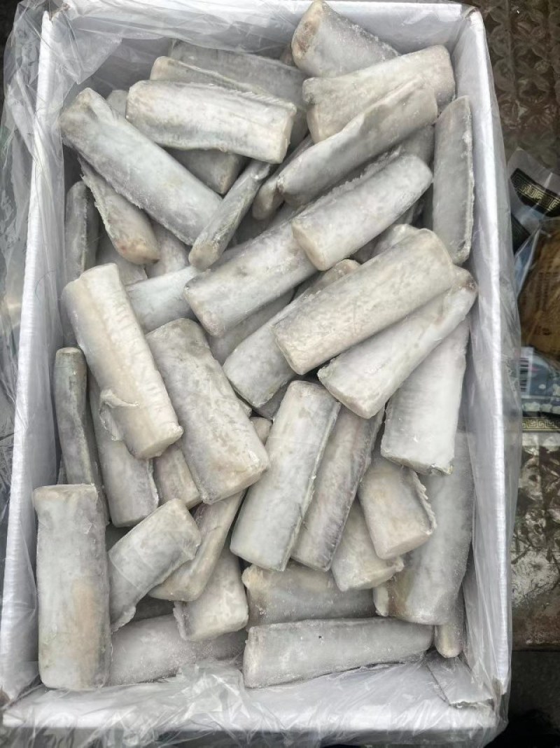 单冻带鱼段，中断，去头去尾，肉厚16斤一件