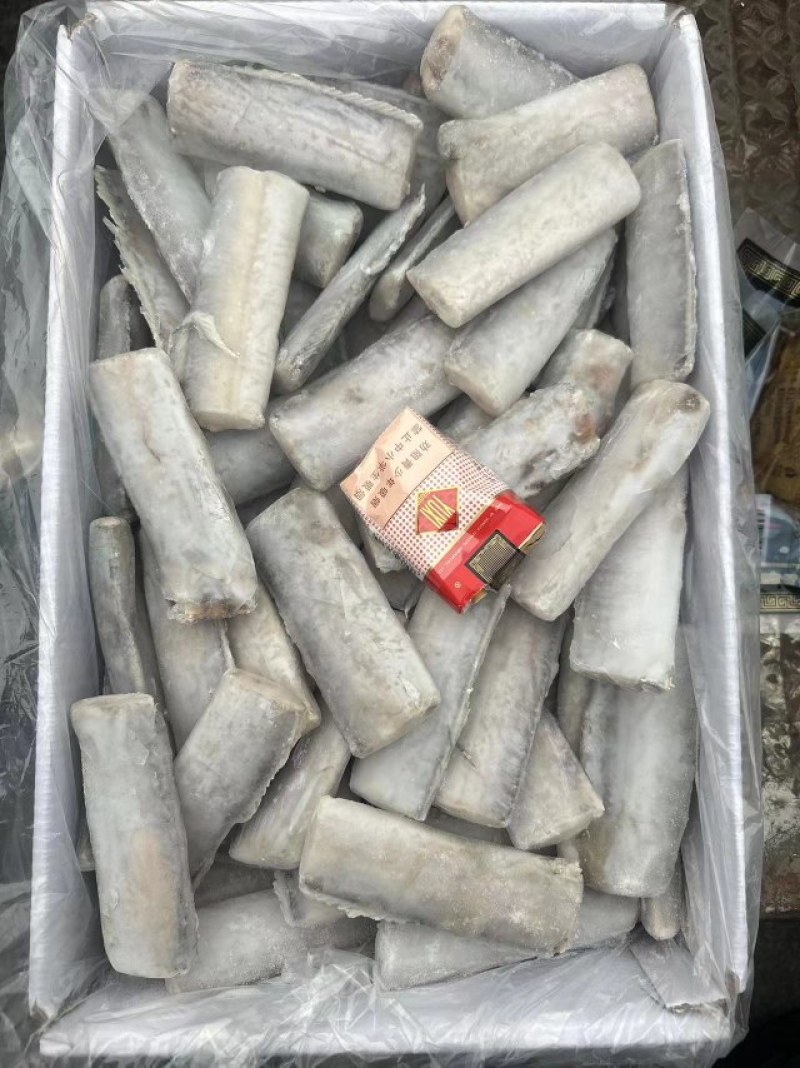 单冻带鱼段，中断，去头去尾，肉厚16斤一件