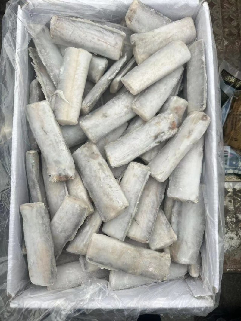 单冻带鱼段，中断，去头去尾，肉厚16斤一件