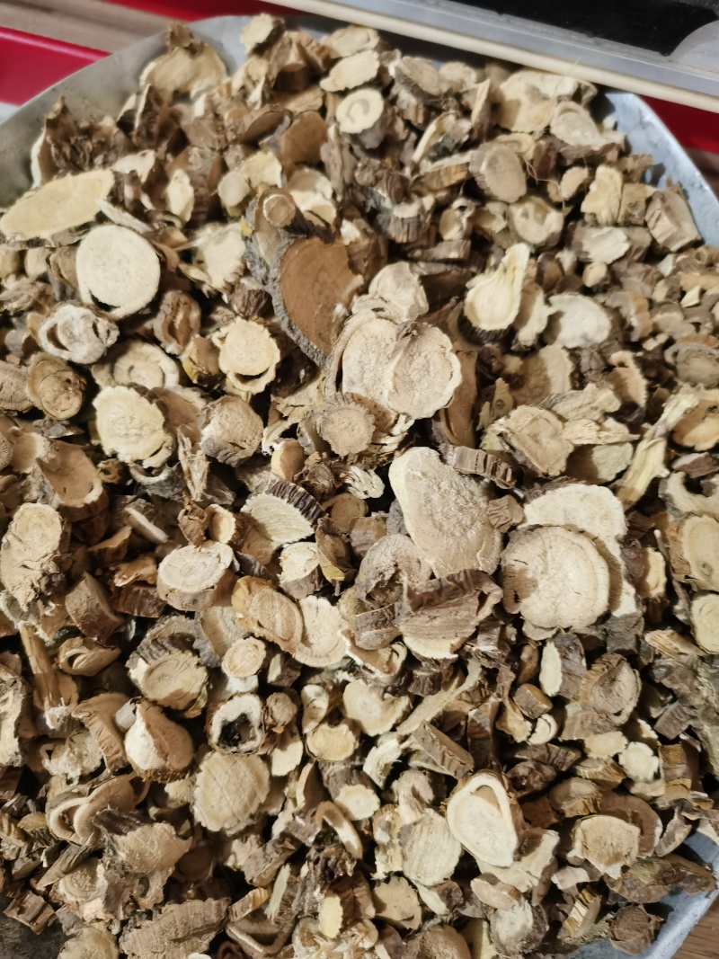 苦参过4个筛子泽润中药批发零售各种中药材