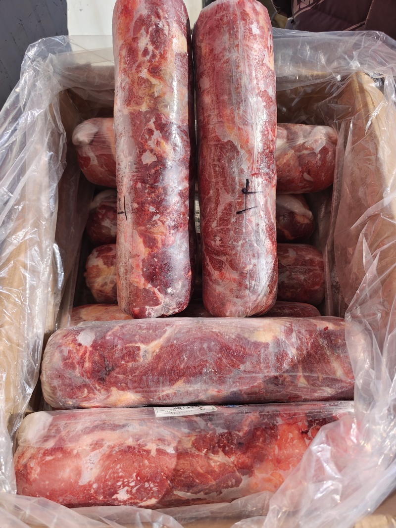 【牛上脑】当地草原黄牛精品上脑肉，煎烤涮均可，质保手续全