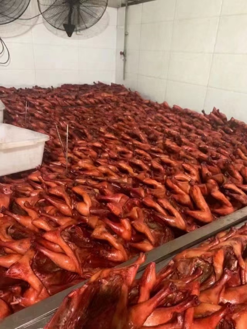 正宗芝麻板鸭卤板鸭8成熟一件50斤批发餐馆下酒加热即食