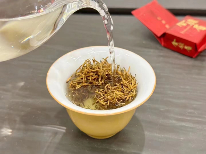 【礼盒装】武夷山红茶金骏眉蜜香型茶叶春茶小袋包装包邮