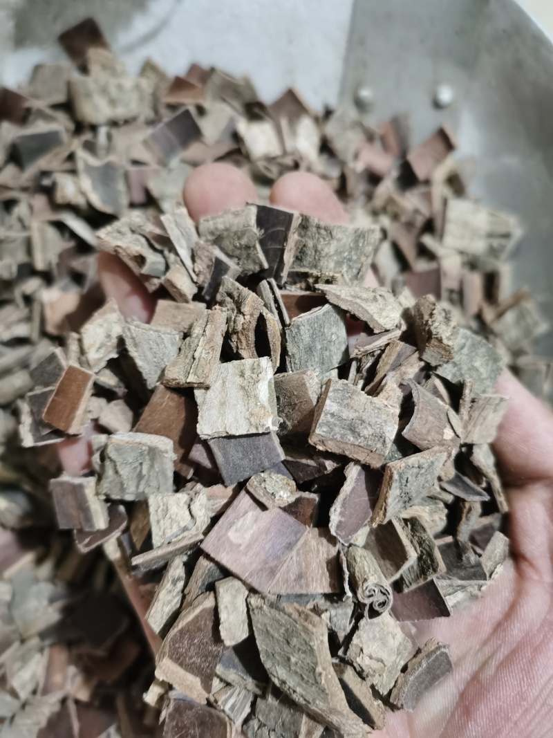 杜仲皮精品小块杜仲泽润中药批发零售各种中药