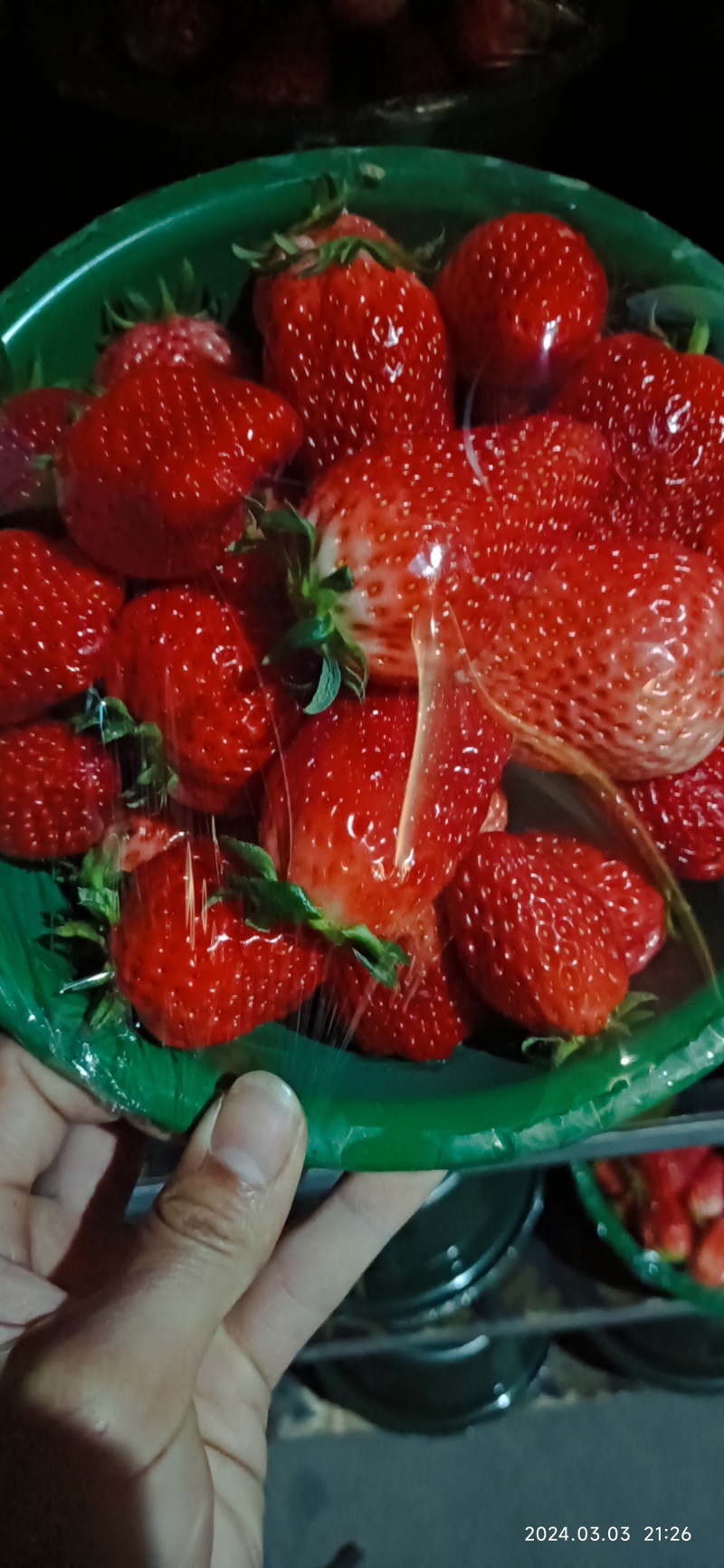 奶油草莓
