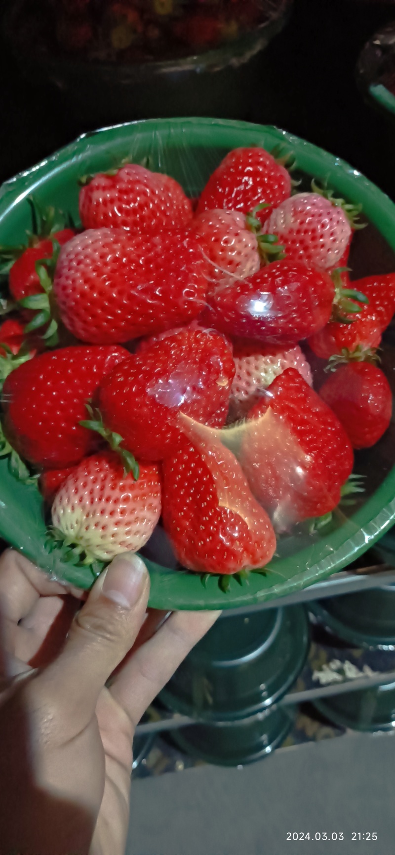奶油草莓