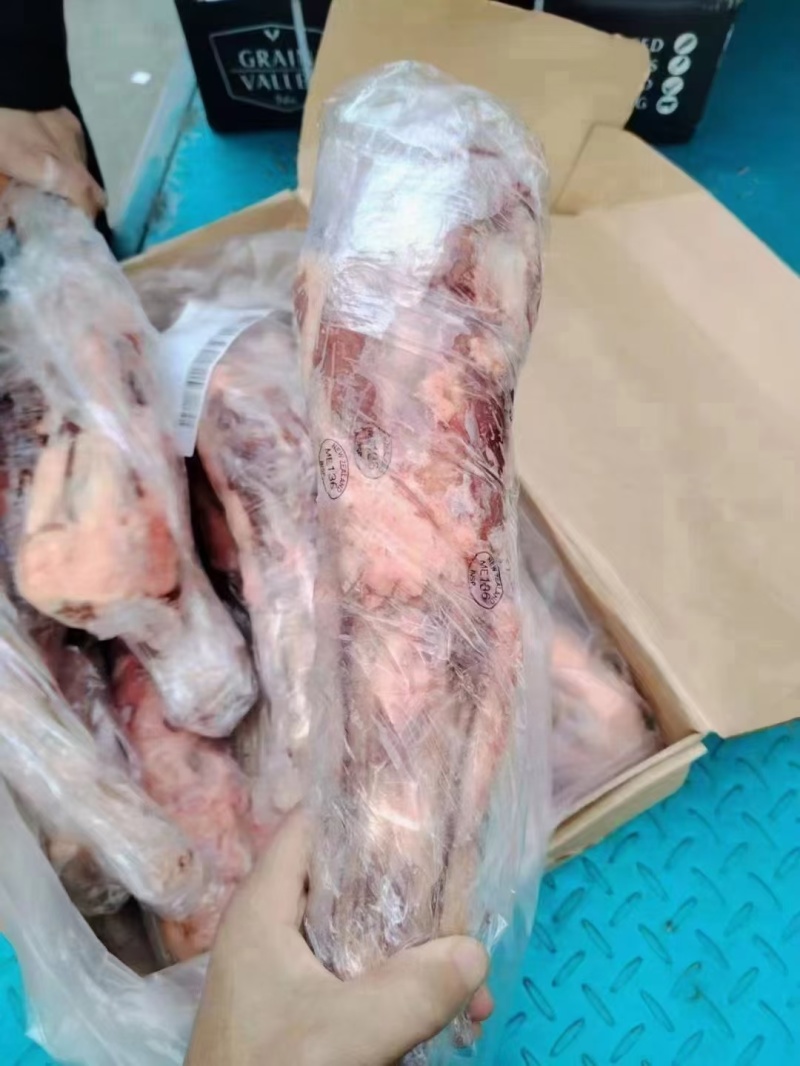 牛尾，带皮牛尾，去皮牛尾！不带尾骨，卤炖佳品！规格全